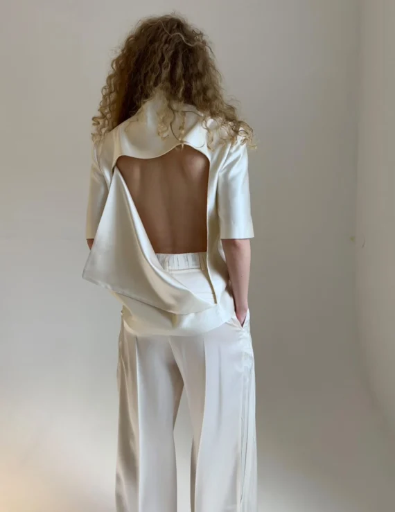 IVORY SILK TOP